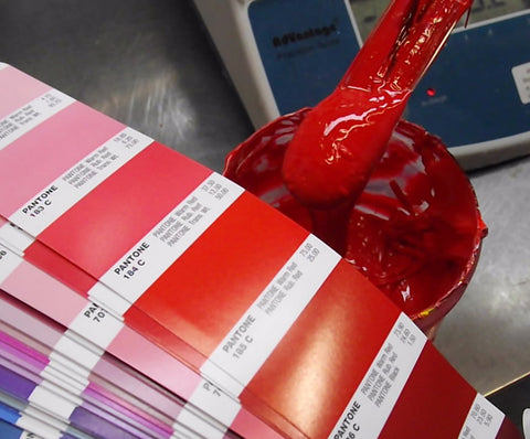 Super 8700 Pantone – Mix, Match, Master!