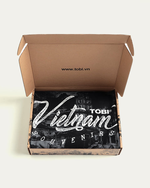 Made By Viet Mega Printed T-shirt - Black - TOBI